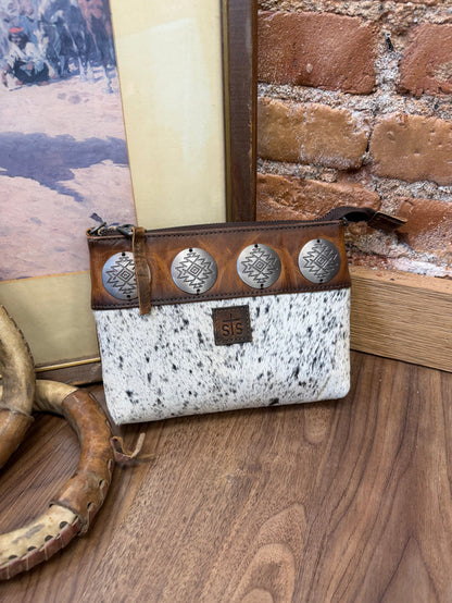 STS Ranchwear Grace Vaquero Concho Genuine Leather Crossbody Purse STS34150