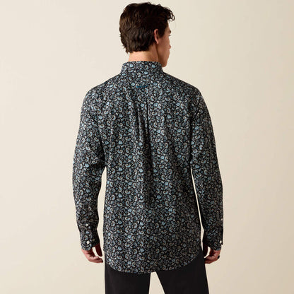 Ariat Men's Black Paisley Print Wrinkle Free Slim Fit Button Long Sleeve Western Shirt 10079487