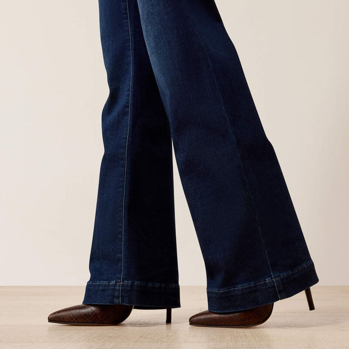 Ariat Women's Revel Dark Wash Ultra Stretch Mid Rise Vilma Trouser Jeans 10079195