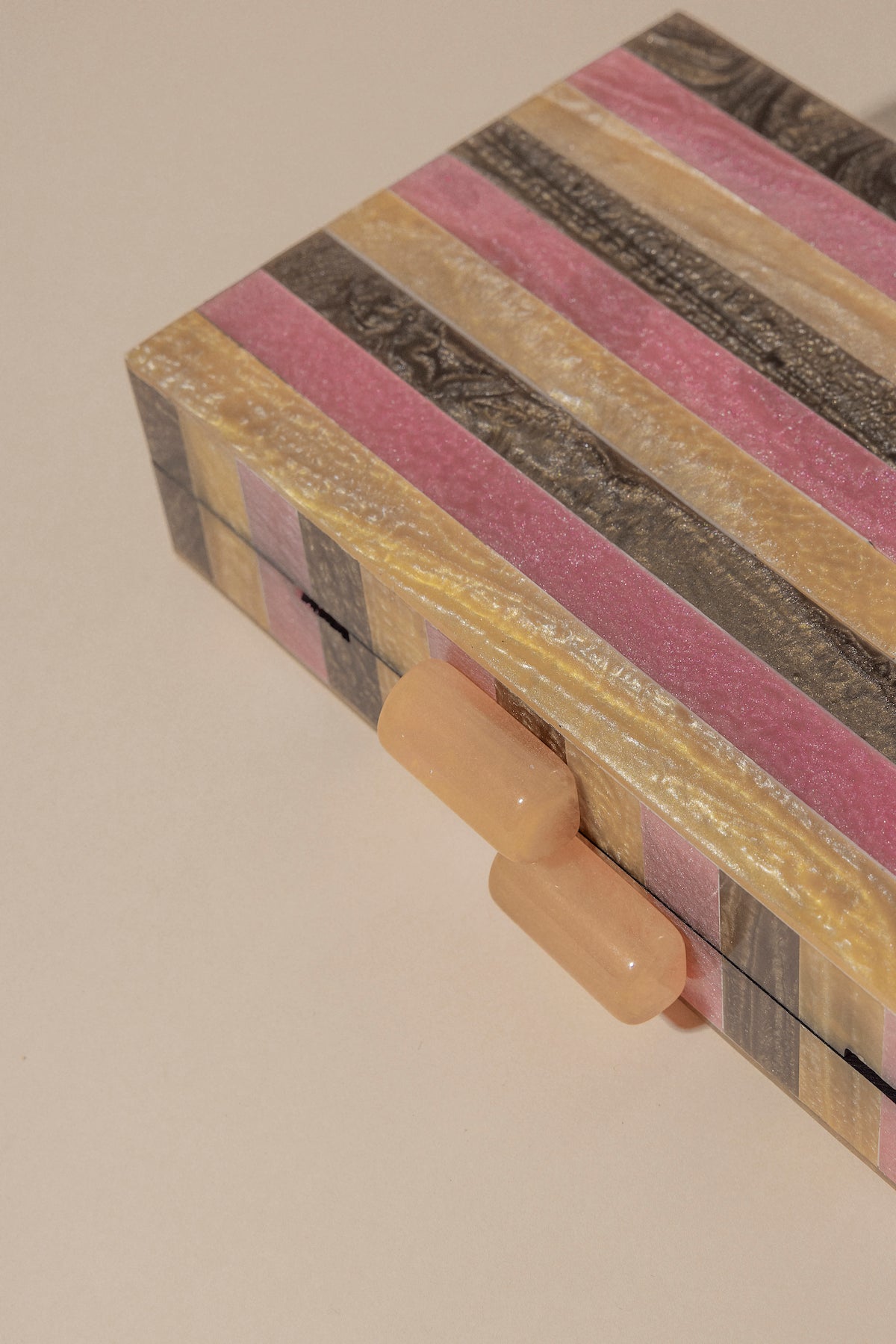 Clutch Ava Caramel · Alegoria ·