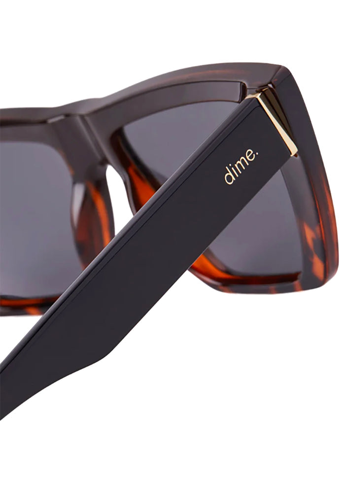 Dime Optics Melrose Polarized Sunglasses in black tortoise grey — detail view