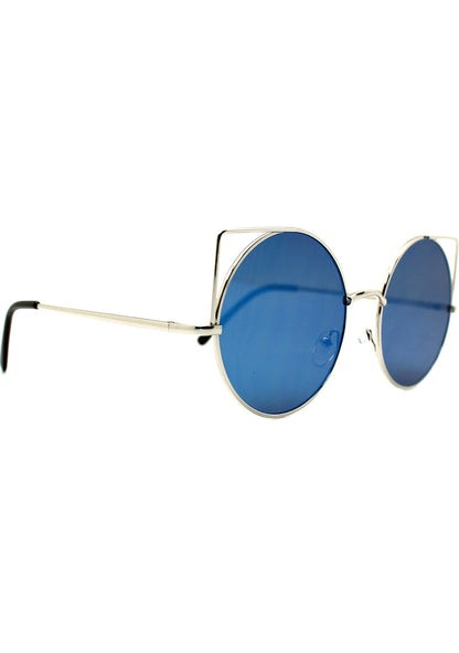LASR Poison Ivy Cat Eye Sunglasses — detail view