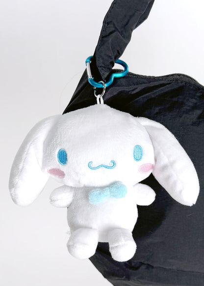 Sanrio Cinnamoroll Plush Mascot Carabiner Pouch in white with 3D Cinnamoroll plush on carabiner pouch festival accessory — model view