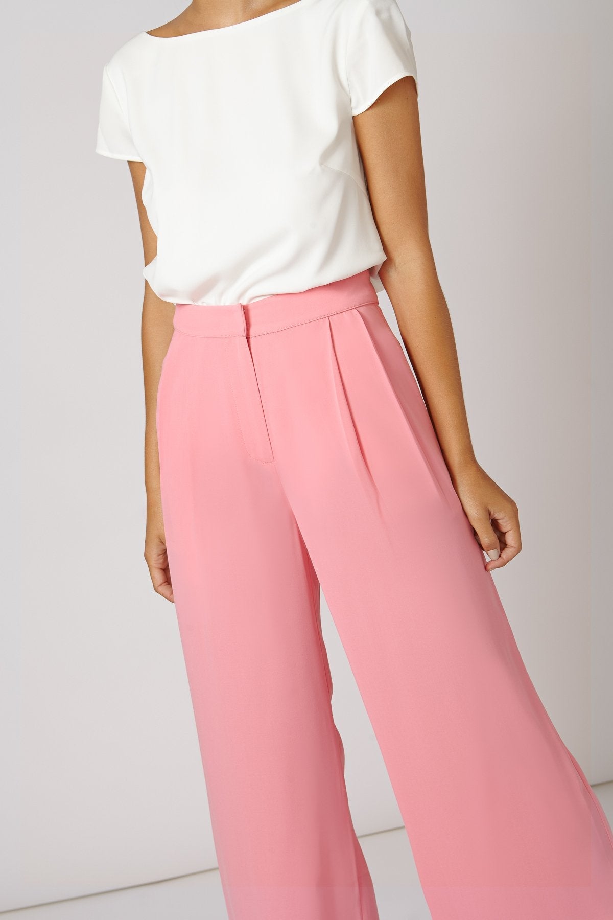 Top Gaia Crudo · Iconics ·