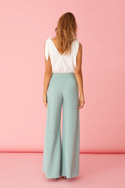Traje Chaqueta Cornelia & Pantalon Lyn Verde · Pretty in Pink ·